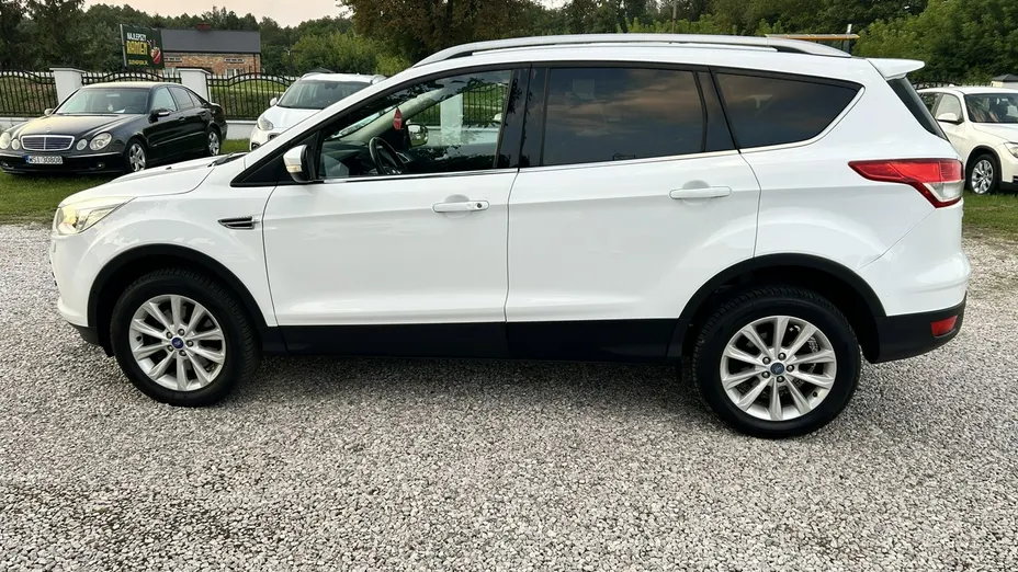 FORD Kuga -