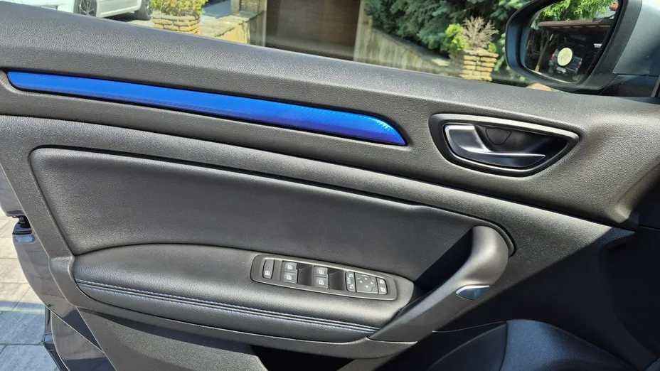 RENAULT Megane -