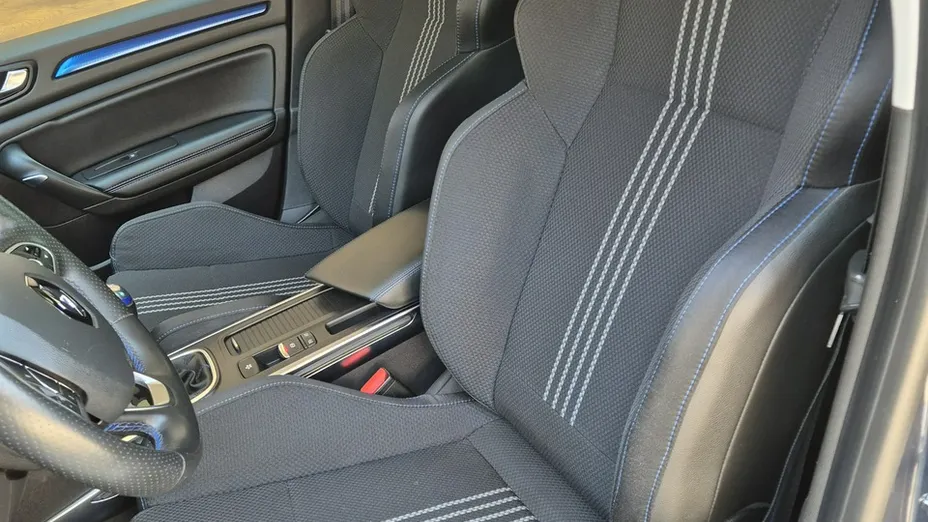 RENAULT Megane -