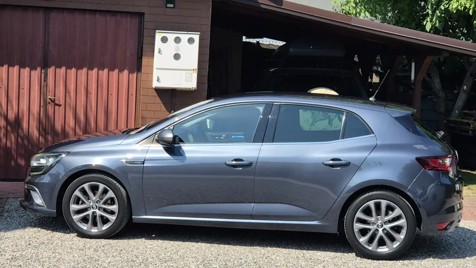 RENAULT Megane -