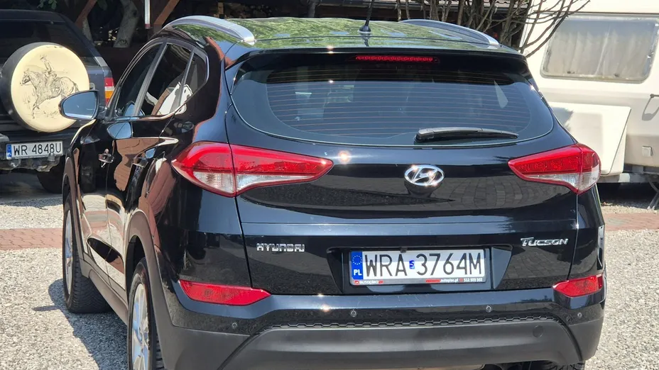 HYUNDAI Tucson -