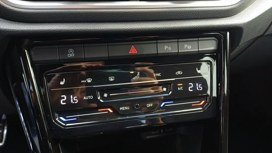 VOLKSWAGEN T-ROC -