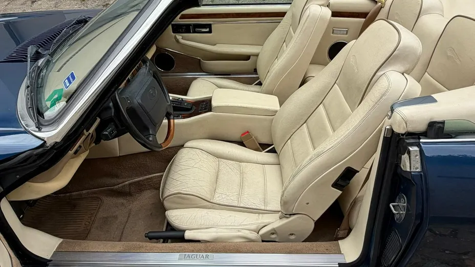 JAGUAR XJS -