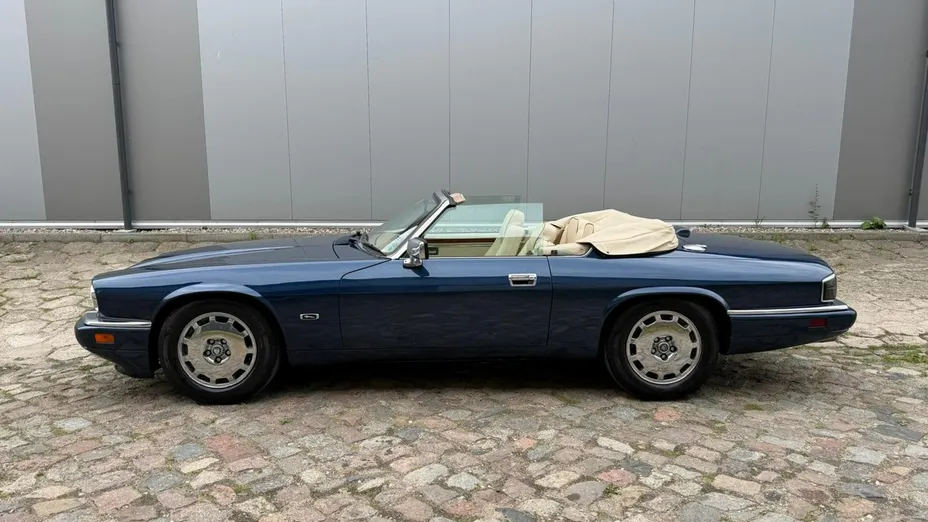JAGUAR XJS -