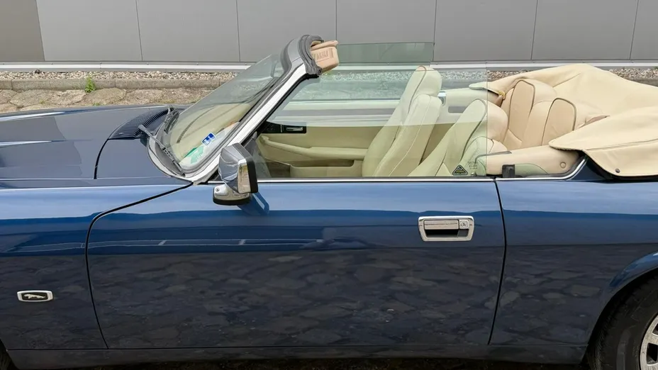 JAGUAR XJS -