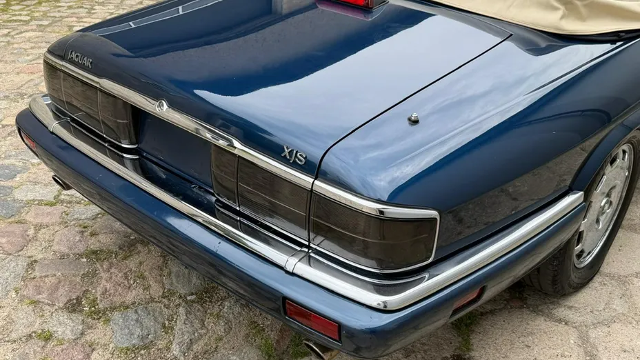 JAGUAR XJS -