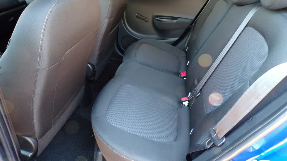 HYUNDAI i20 -