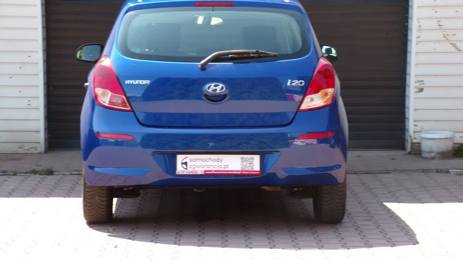 HYUNDAI i20 -