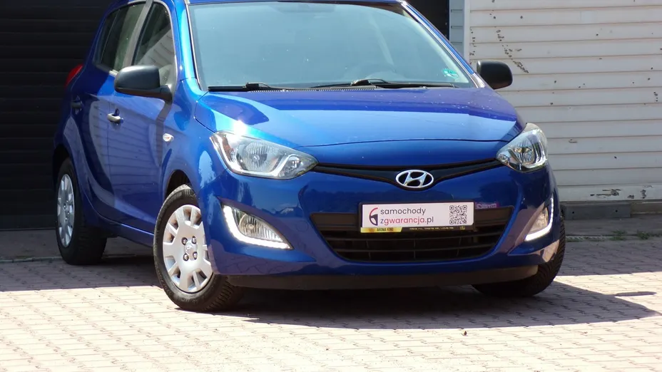 HYUNDAI i20 -