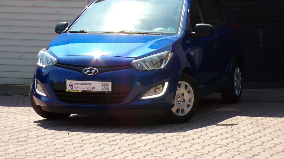 HYUNDAI i20 -