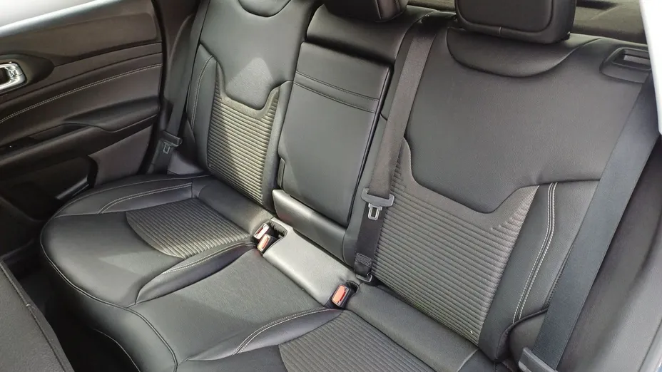 JEEP Compass -