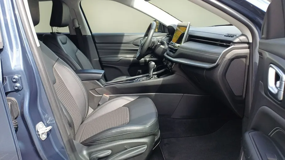 JEEP Compass -