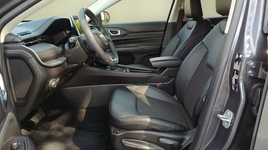 JEEP Compass -
