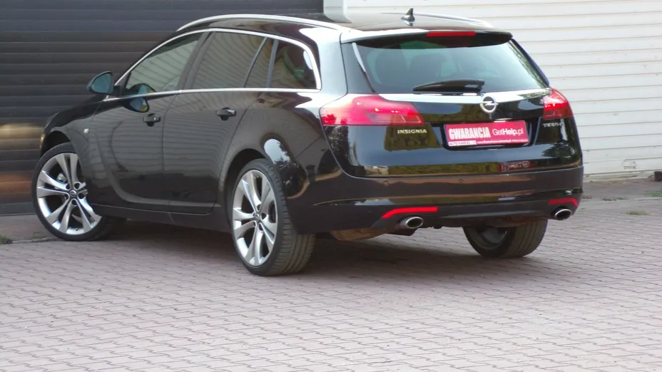 OPEL Insignia -