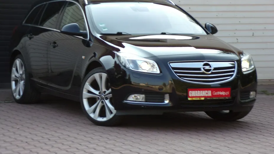 OPEL Insignia -