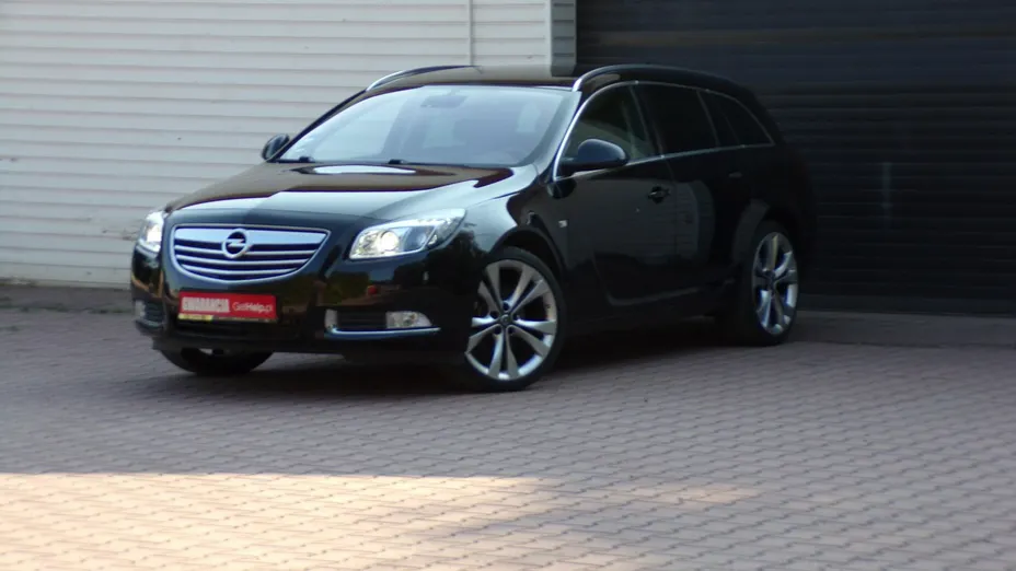 OPEL Insignia -