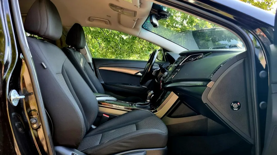 HYUNDAI i40 -