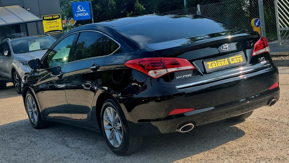 HYUNDAI i40 -