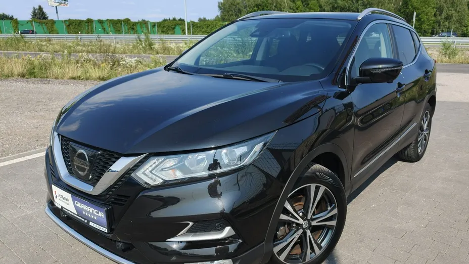 NISSAN Qashqai -