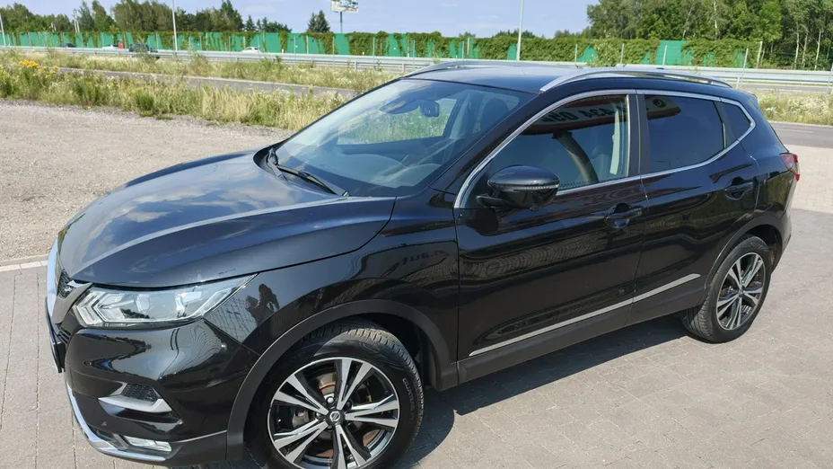 NISSAN Qashqai -