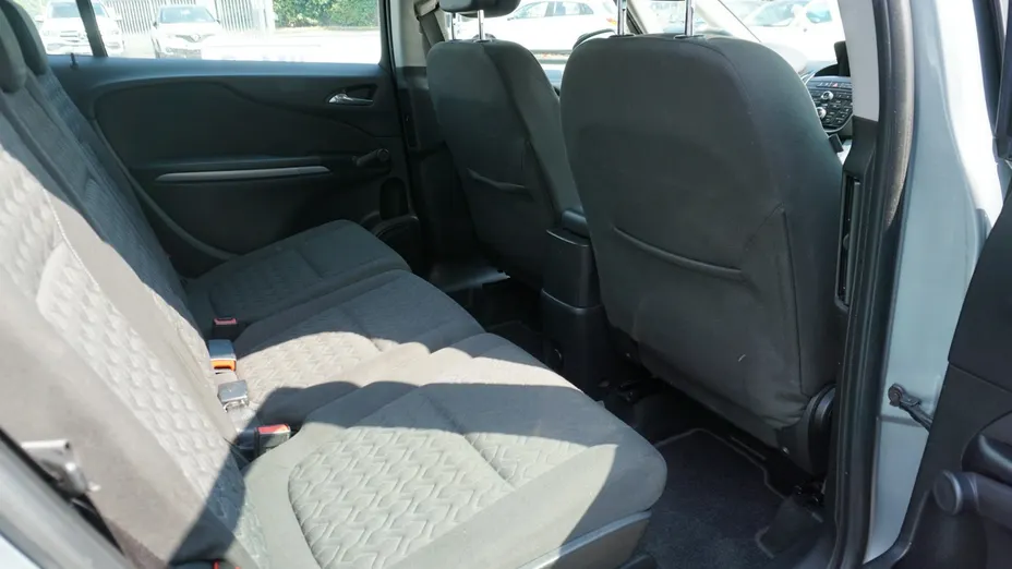 OPEL Zafira -