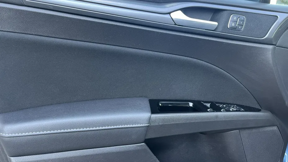 FORD Mondeo -
