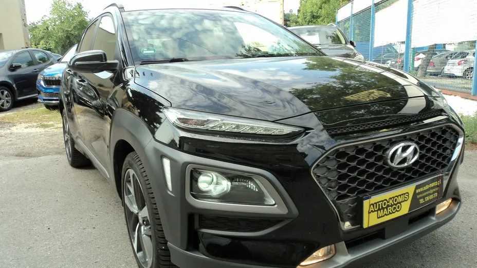 HYUNDAI Kona -
