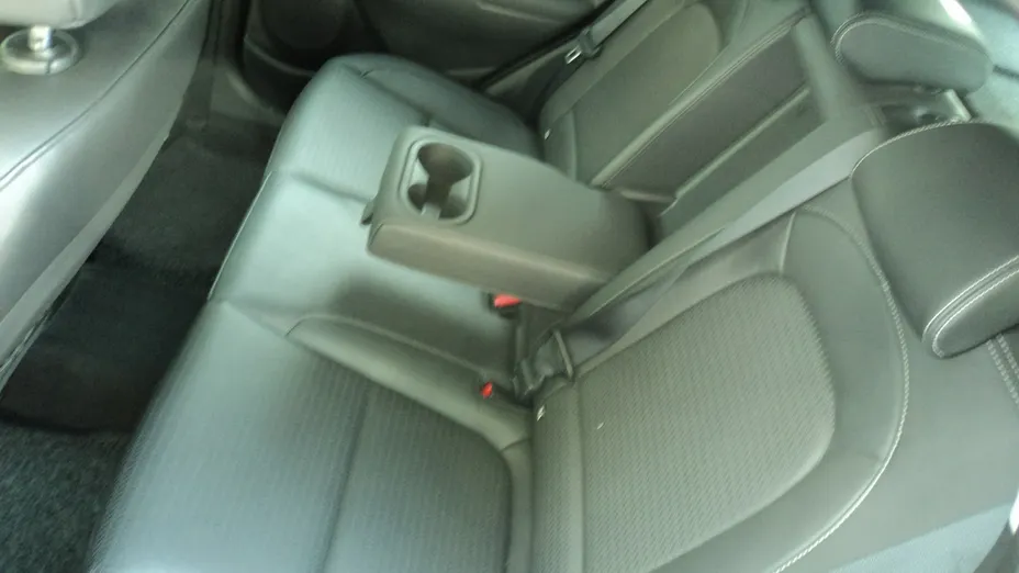 HYUNDAI Kona -