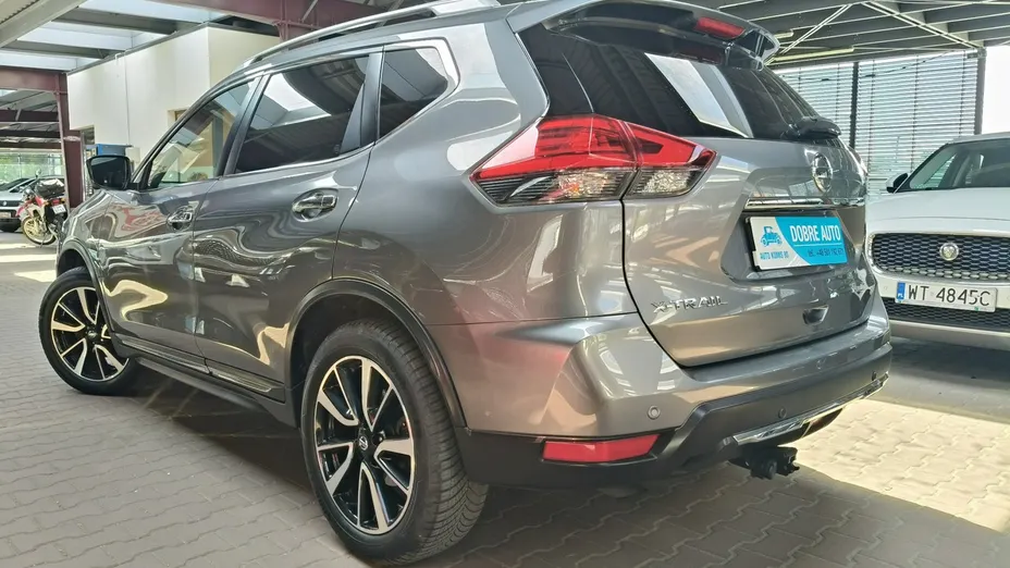 NISSAN X-Trail -