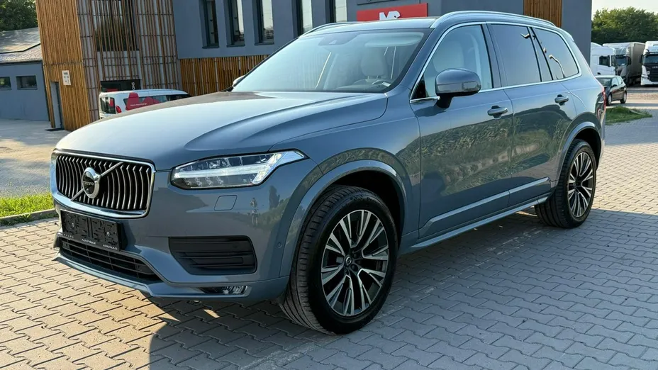 VOLVO XC90 -
