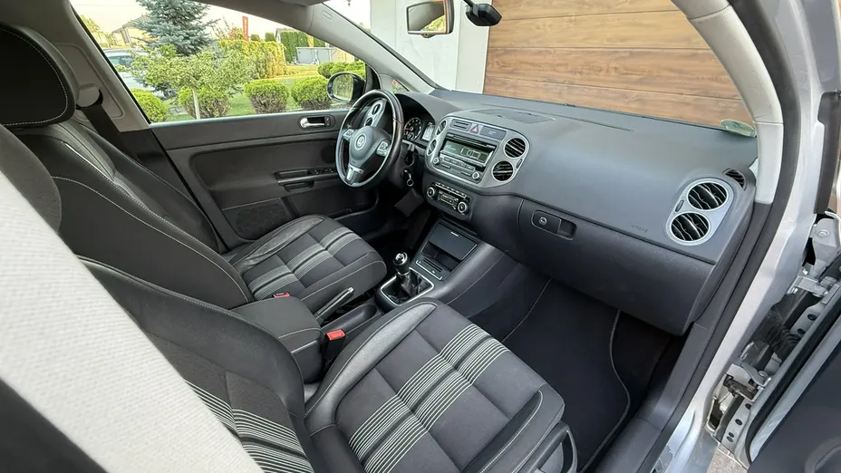 VOLKSWAGEN Golf Plus -