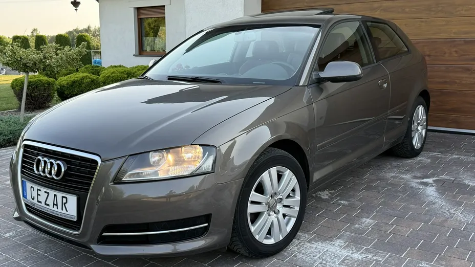 AUDI A3 -