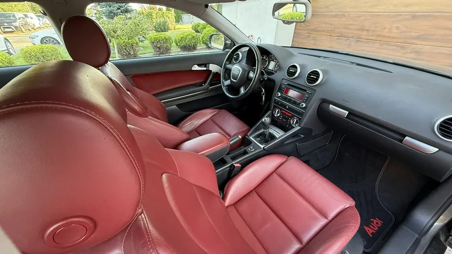 AUDI A3 -