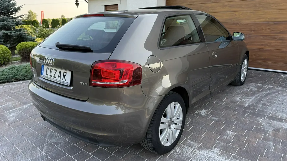 AUDI A3 -