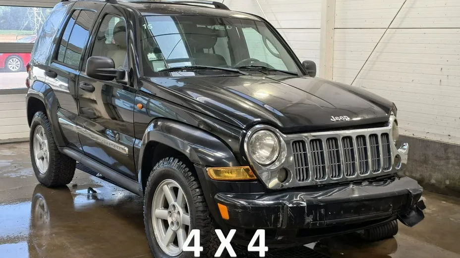 JEEP Cherokee -