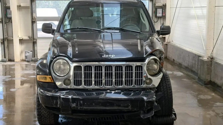 JEEP Cherokee -