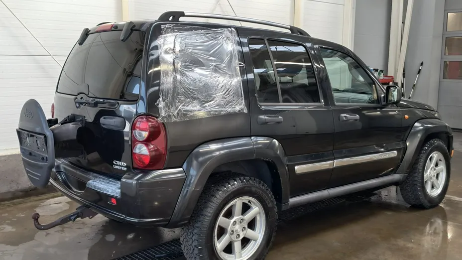 JEEP Cherokee -