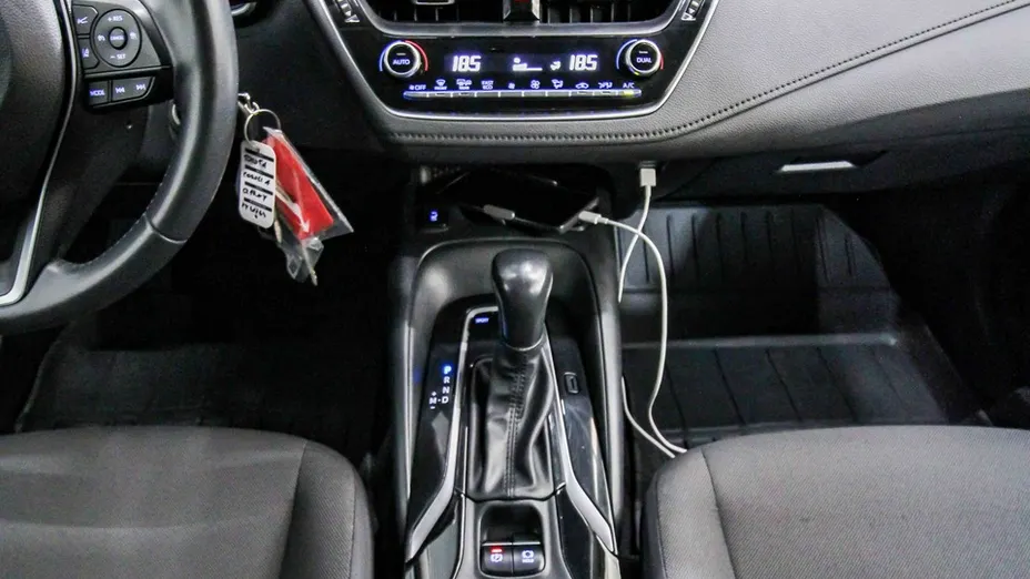 TOYOTA Corolla -