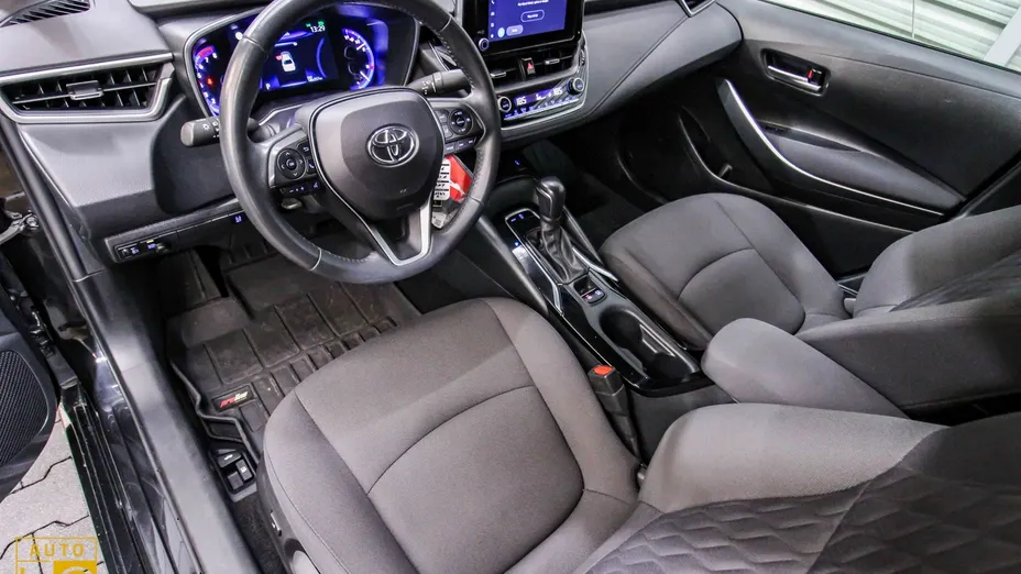 TOYOTA Corolla -