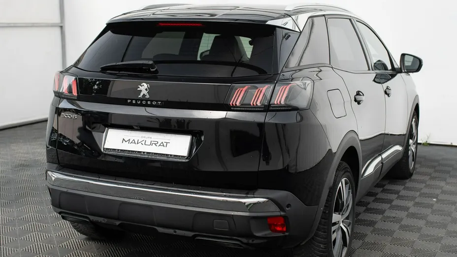 PEUGEOT 3008 -