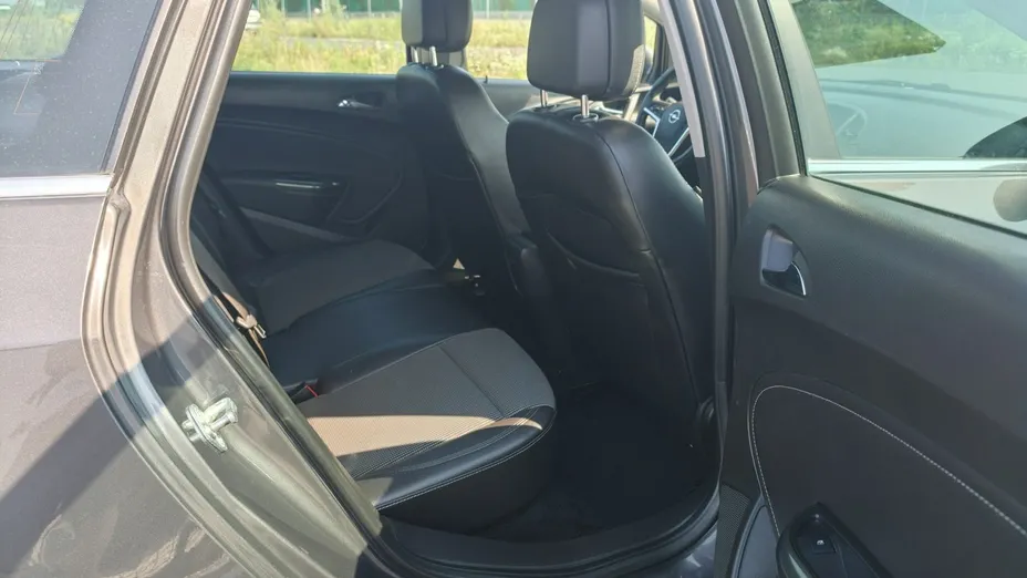 OPEL Astra -
