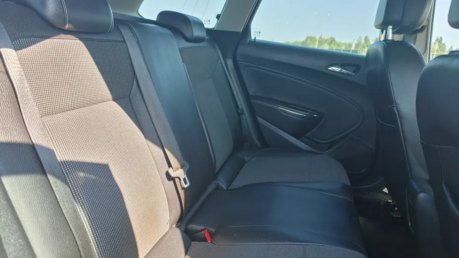 OPEL Astra -