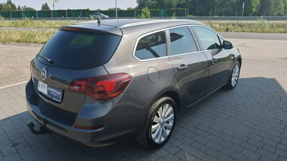 OPEL Astra -