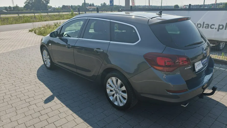 OPEL Astra -