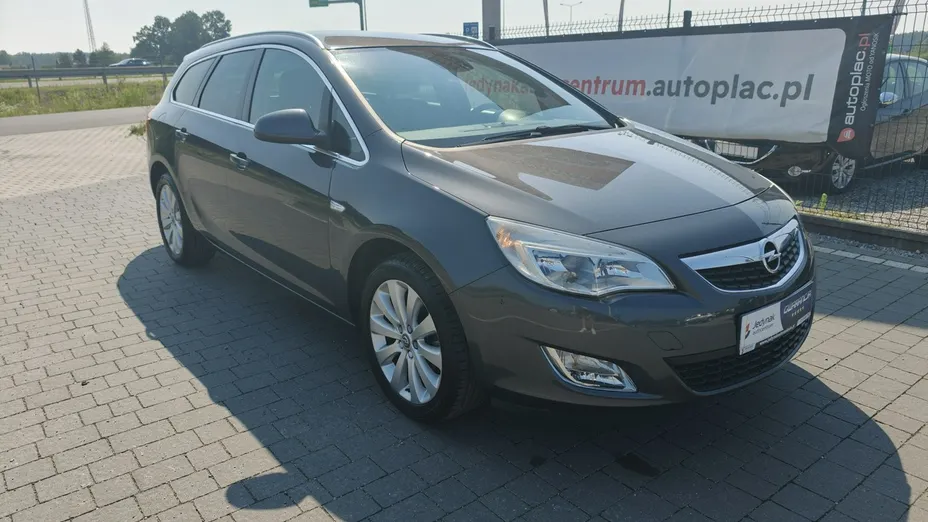 OPEL Astra -