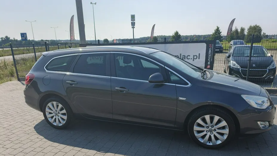 OPEL Astra -