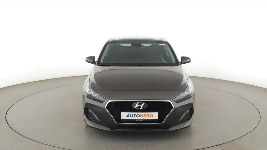 HYUNDAI i30 -