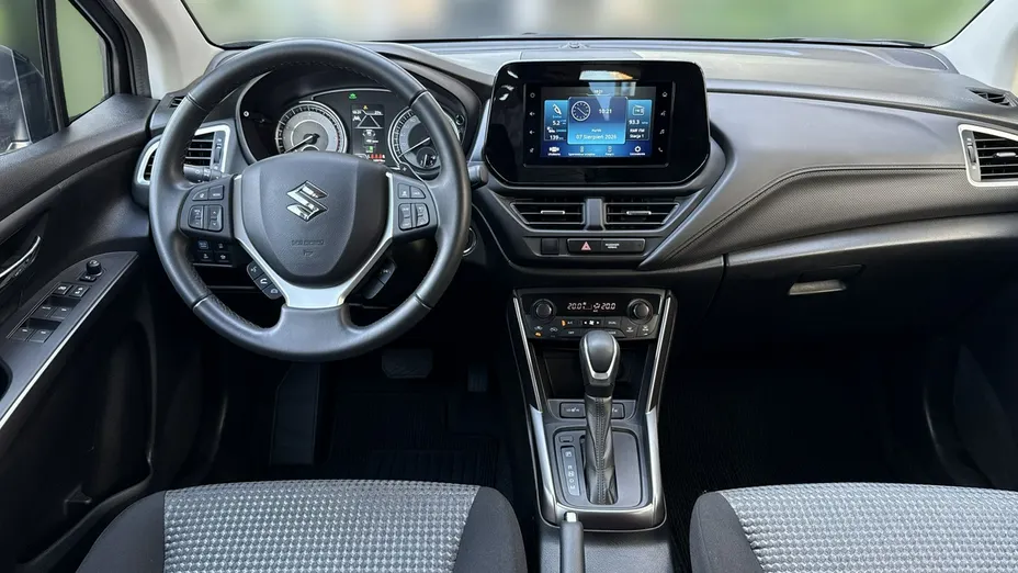 SUZUKI S-Cross -