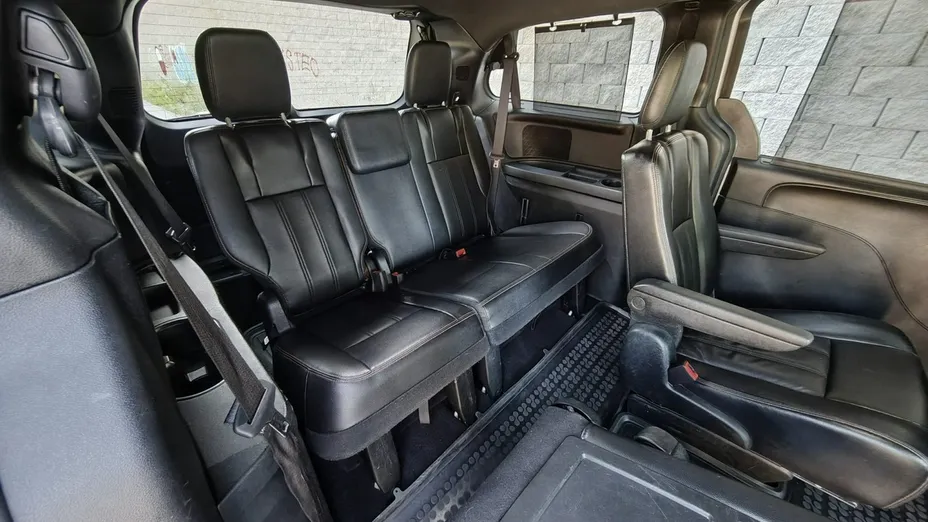 DODGE Grand Caravan -