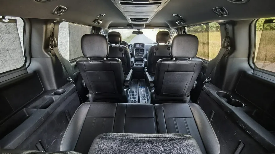 DODGE Grand Caravan -